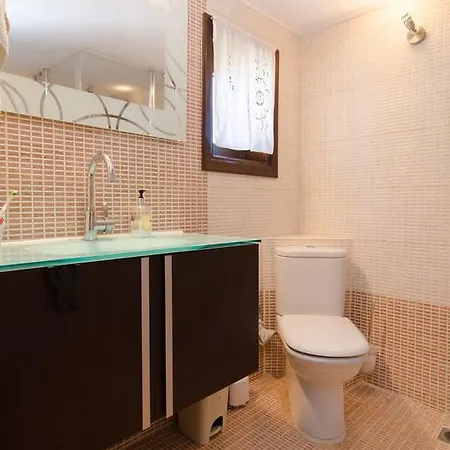 Mikiverna Family Maisonette